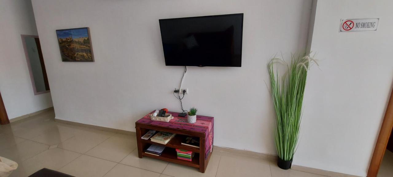 Adi'S Apartment - طبريا المظهر الخارجي الصورة